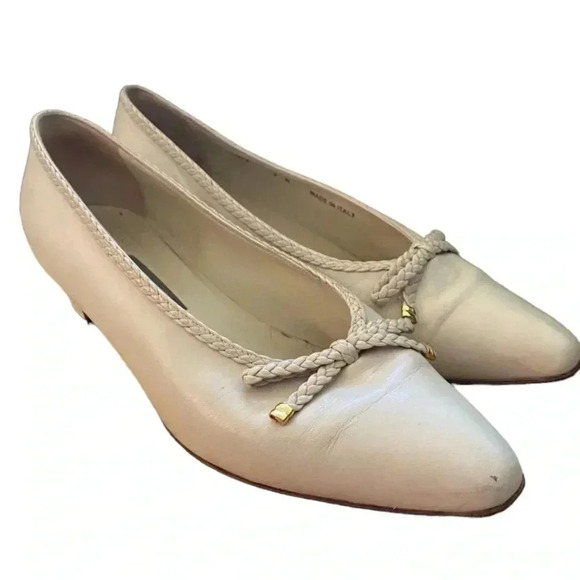 Bally Vintage Ivy Cream Point Toe Heels Shoes - Picture 1 of 12
